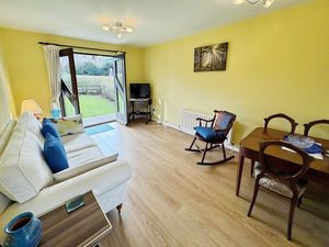 Photo 1- click for photo gallery